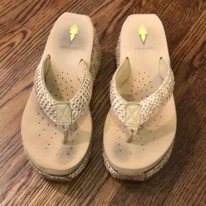 Volatile wedge flip flops